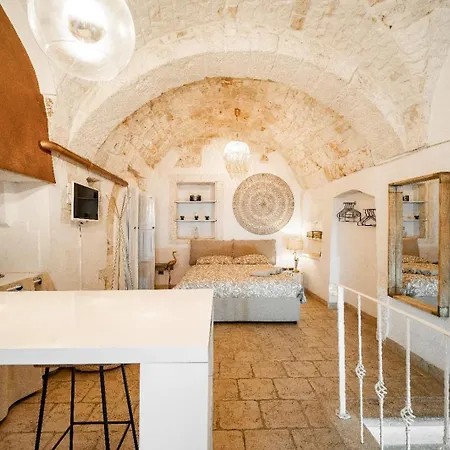 Casa Bixie Old Town Of Puglia * 奥斯图尼